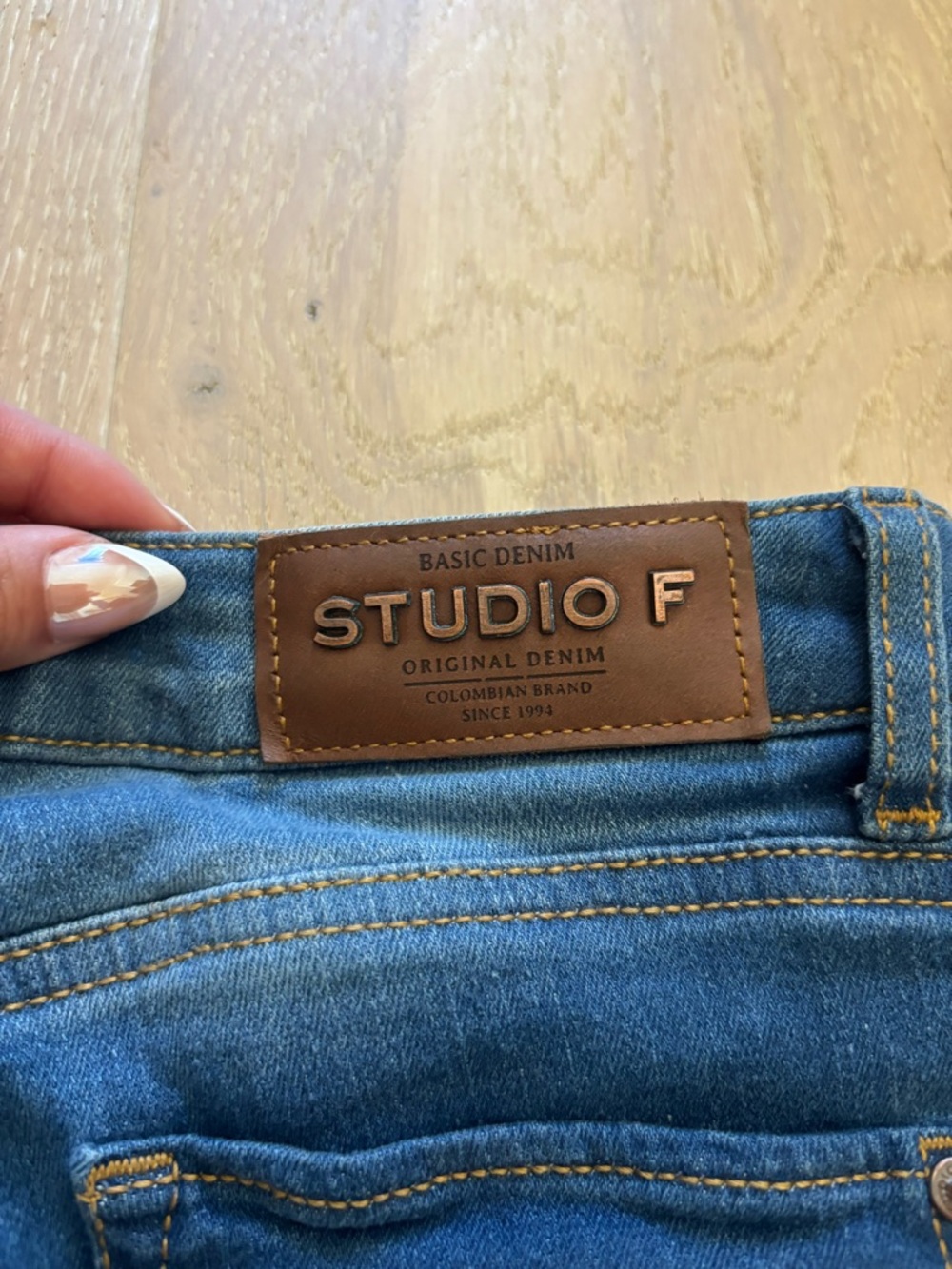 Studio F Medium Blue High-Rise Women's Jeans
